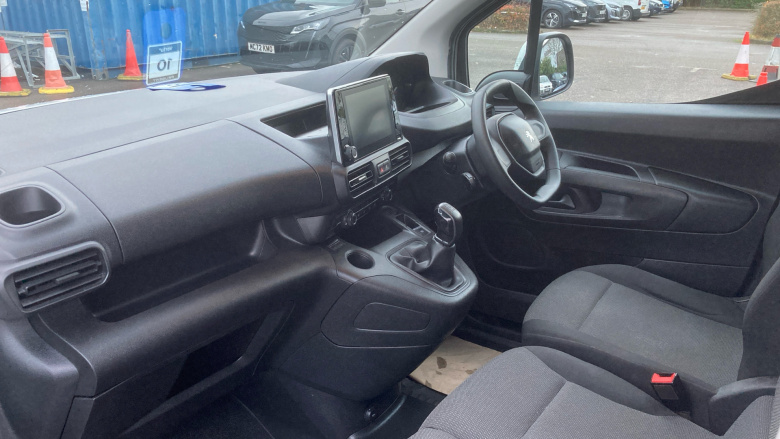 Peugeot Partner Standard Diesel 650 1.5 BlueHDi 75 Professional Premium Van